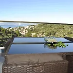 House With A Swimming Pool Stomorska, Solta - 15950 Дом отдыха Грохоте